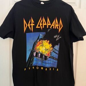 Def Leppard Pyromania Black T-Shirt